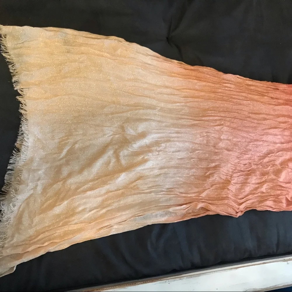 Express Ombré Scarf - Picture 4 of 9